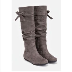 Omaira Grey Flat Boots